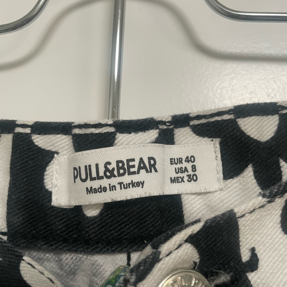 Patterned Jeans - Picture 3 of 4